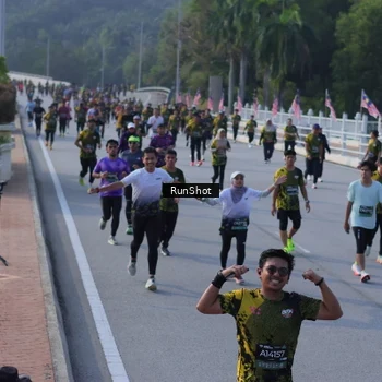 Runner Photo 7129445