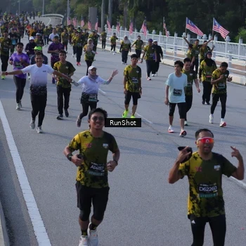 Runner Photo 7129446