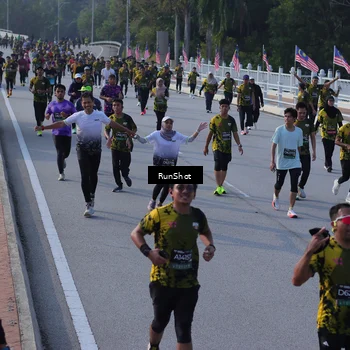 Runner Photo 7129447