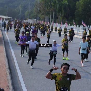 Runner Photo 7129454