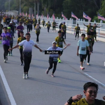 Runner Photo 7129461
