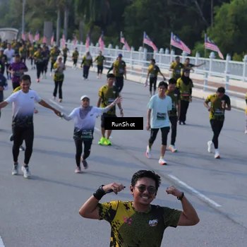 Runner Photo 7129466