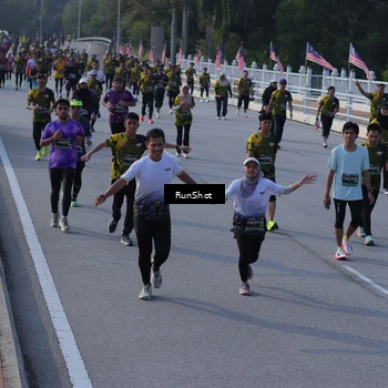 Runner Photo 7129467