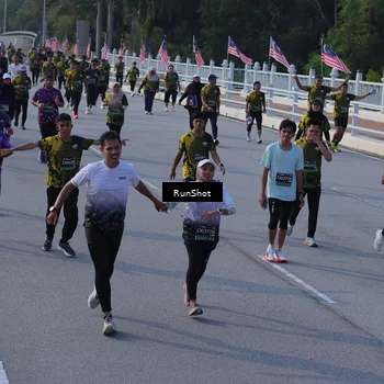 Runner Photo 7129474