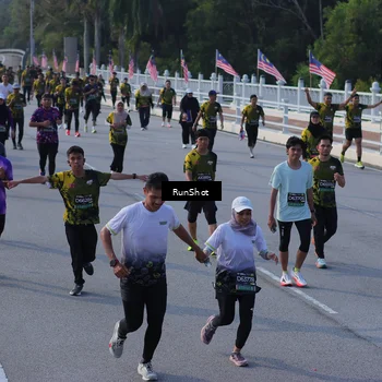 Runner Photo 7129477