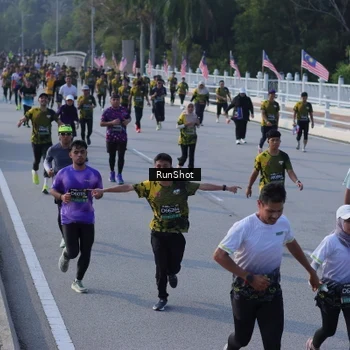 Runner Photo 7129486