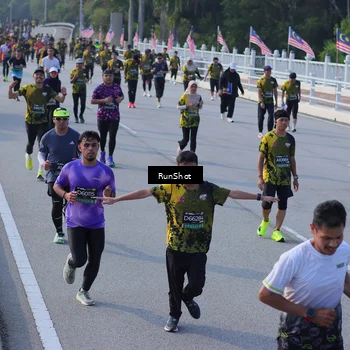 Runner Photo 7129487