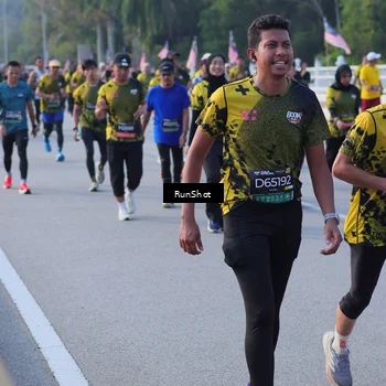 Runner Photo 7129488