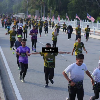 Runner Photo 7129494
