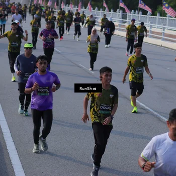 Runner Photo 7129503