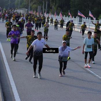 Runner Photo 7129505