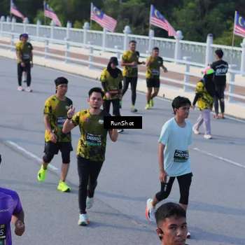 Runner Photo 7129513