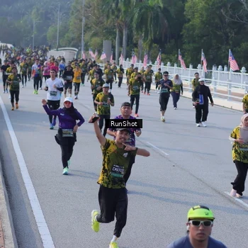 Runner Photo 7129529