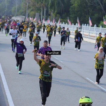Runner Photo 7129530