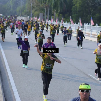 Runner Photo 7129531