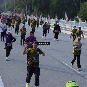 Runner Photo 7129534