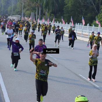 Runner Photo 7129536