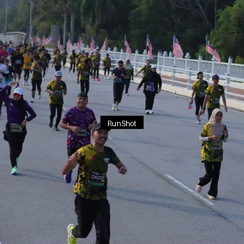 Runner Photo 7129537
