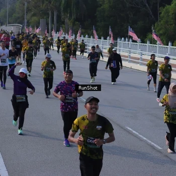 Runner Photo 7129549