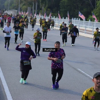 Runner Photo 7129557