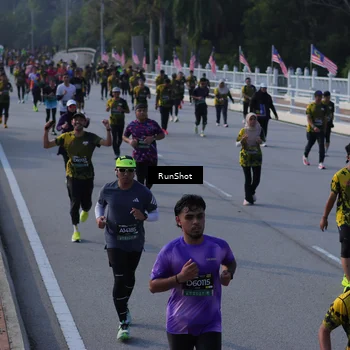 Runner Photo 7129561