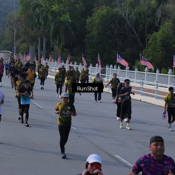 Runner Photo 7129597