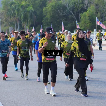 Runner Photo 7129717