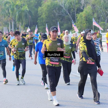 Runner Photo 7129725