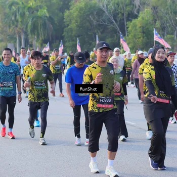 Runner Photo 7129772
