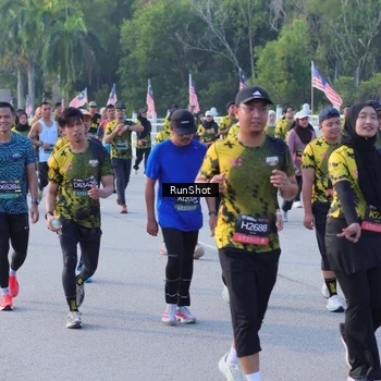 Runner Photo 7129812