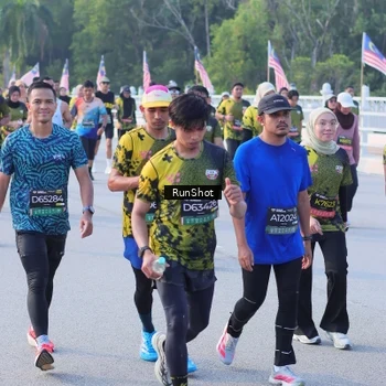 Runner Photo 7129941