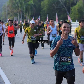 Runner Photo 7130118