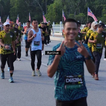 Runner Photo 7130153