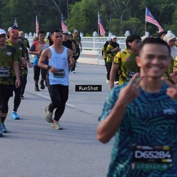 Runner Photo 7130199