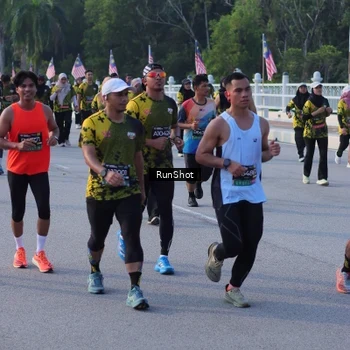 Runner Photo 7130251