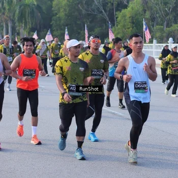Runner Photo 7130293