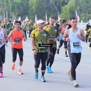 Runner Photo 7130296