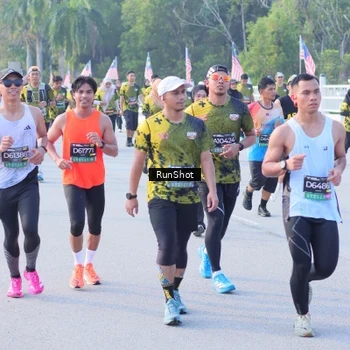 Runner Photo 7130319