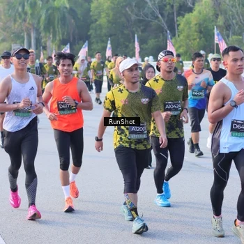 Runner Photo 7130345