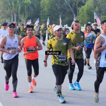 Runner Photo 7130355