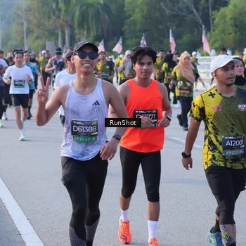 Runner Photo 7130481