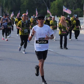 Runner Photo 7130662