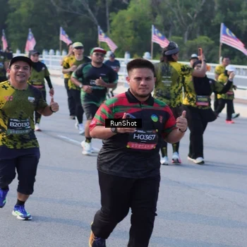 Runner Photo 7130695