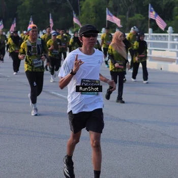 Runner Photo 7130719