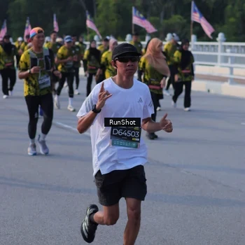 Runner Photo 7130752