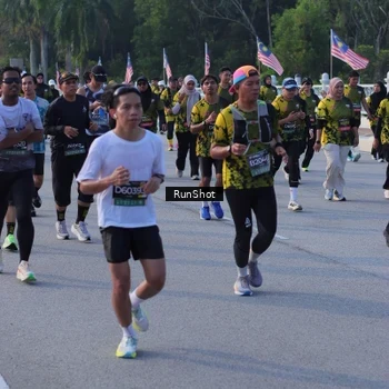 Runner Photo 7130794