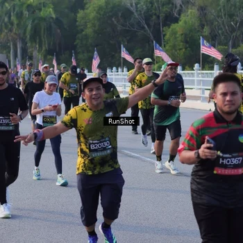 Runner Photo 7130826