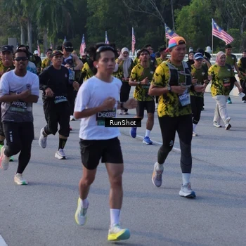 Runner Photo 7130837