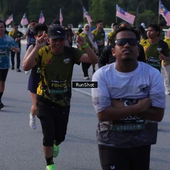 Runner Photo 7131105