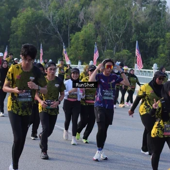 Runner Photo 7131491